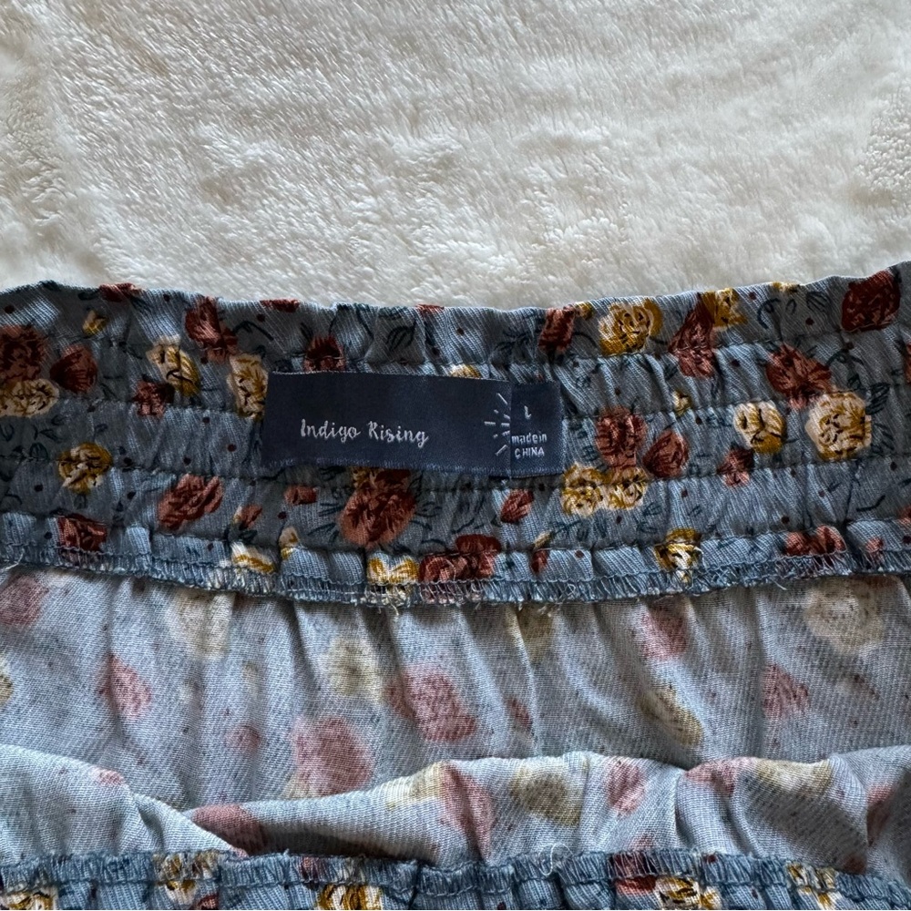Blue Ruffled Floral Skirt - Picture 3 of 3